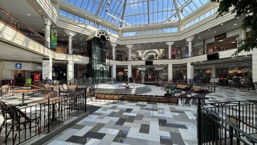 Woodbine Centre Atrium 2023